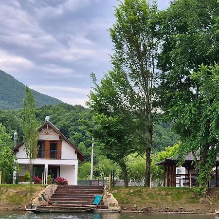 River - Sara 펜션 Bihać